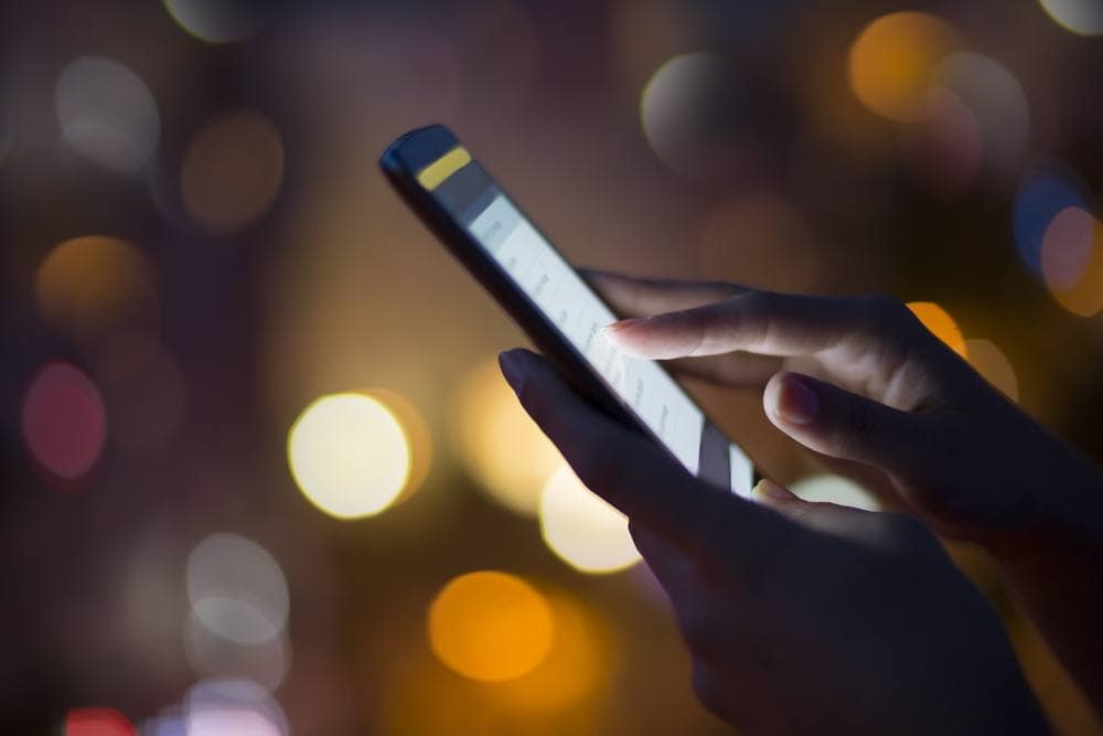What is the best mobile phone? What is the best mobile phone? Before jumping on the latest trends or fancy one, make sure to gauge your own needs.