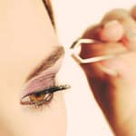Shape eyebrows yourself