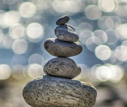 Make Money Online As A Buzzy College Student – 3 Tips